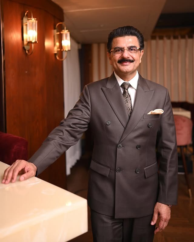 Rajiv K Chawla