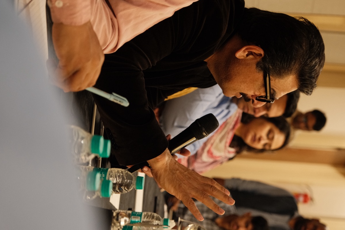 Founders networking at an I Am SME of India gathering